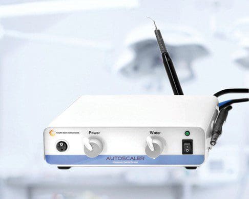 autoscaler-30k-ultrasonic-scaler Ultrasonic dental scaler with control knobs.